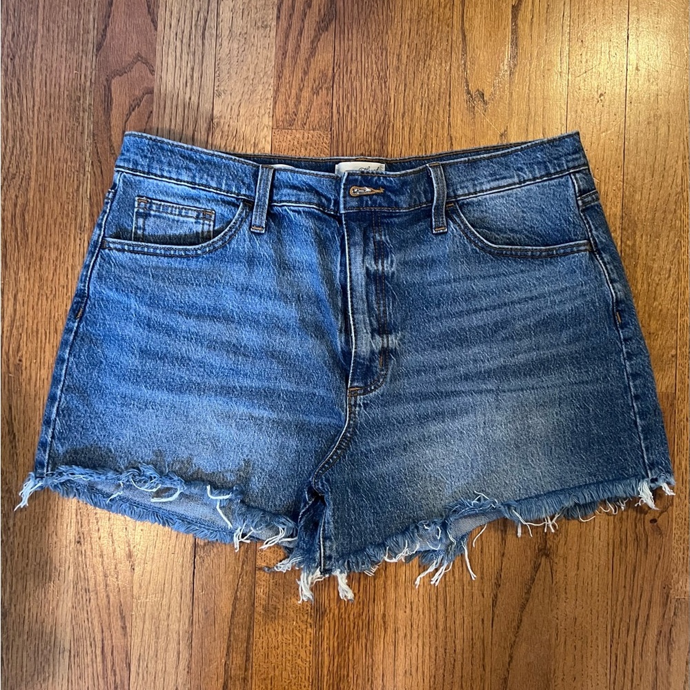 Universal Thread Highest Rise Shortie Short 14